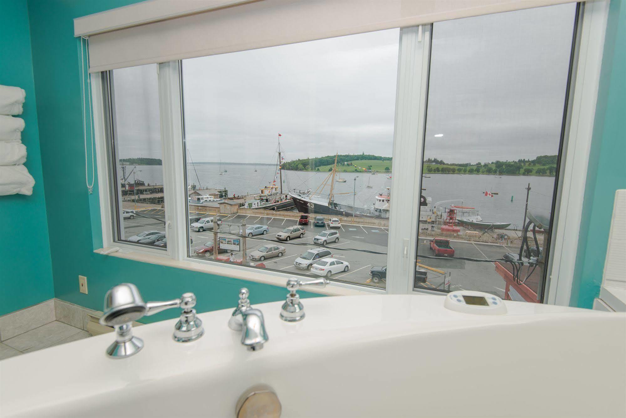 Brigantine Inn Луненберг Экстерьер фото